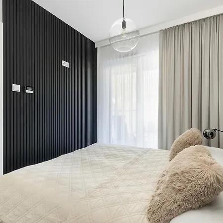 Elegant With Parking In By Renters Prestige Διαμέρισμα *