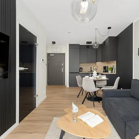 Elegant With Parking In By Renters Prestige Apartman Kołobrzeg